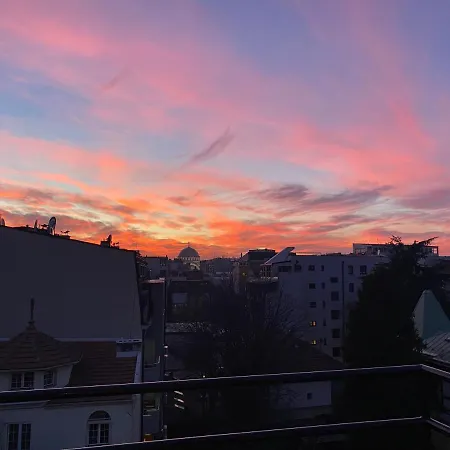 Panorama Royal Vracar アパート *