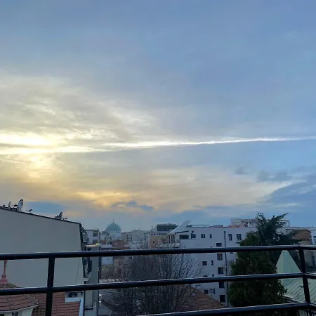 アパート Panorama Royal Vracar ベオグラード